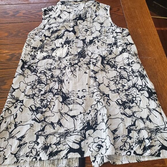 Soft Surroundings Georgia black&white sleeveless b - Picture 2 of 5